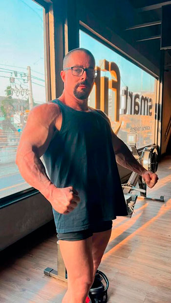 Acompanhante Masculino e Garoto de Programa Christian Wave