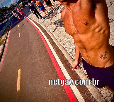 Acompanhante Masculino e Garoto de Programa Cesar - NETGAY