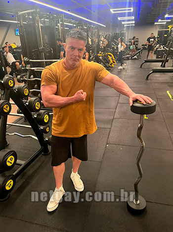 Acompanhante Masculino e Garoto de Programa Christian Wave - NETGAY